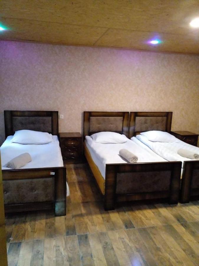 Sweetnight Hotel Местия Екстериор снимка