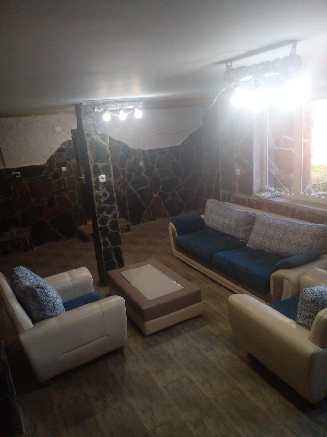 Sweetnight Hotel Местия Екстериор снимка