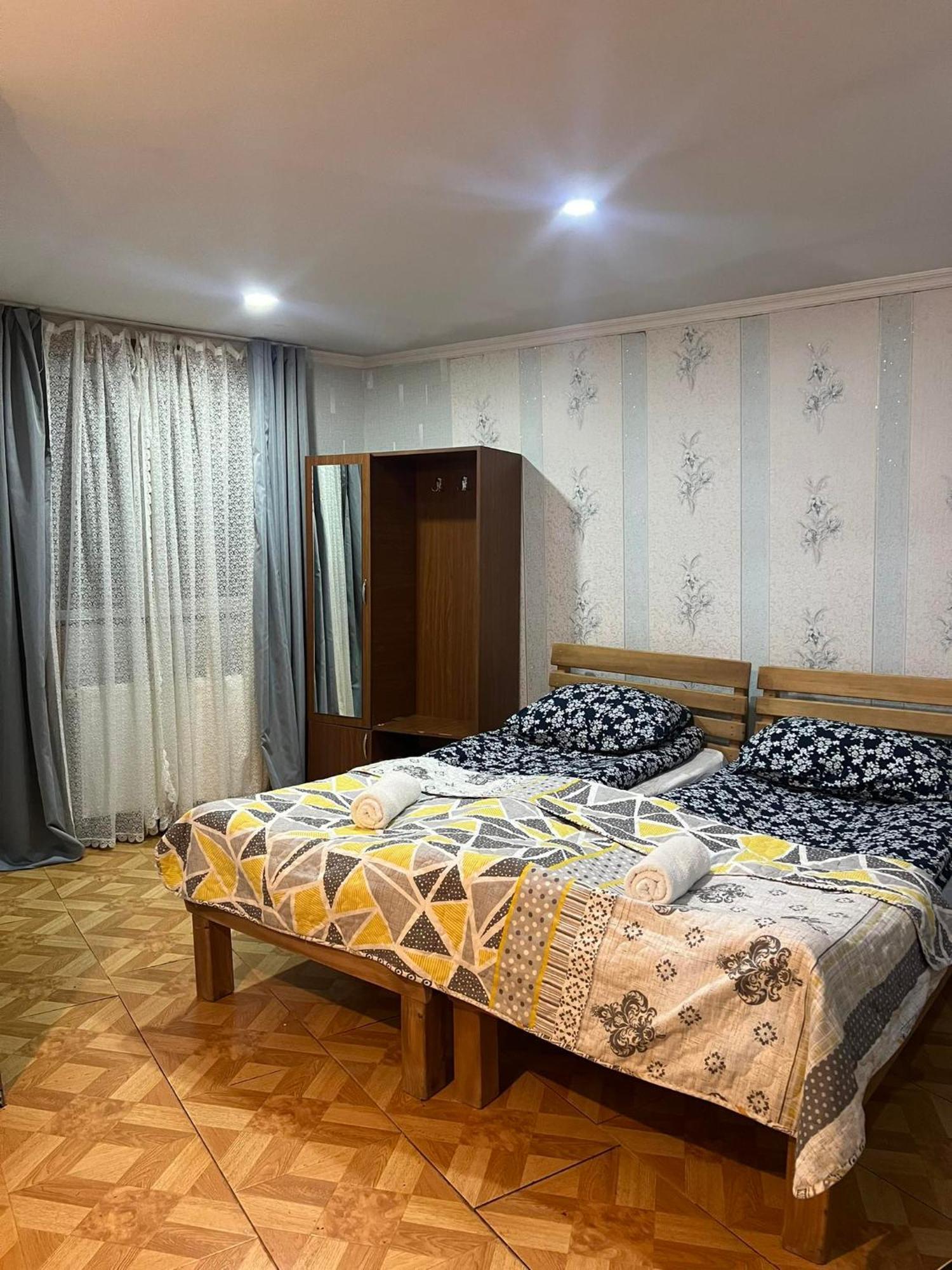 Sweetnight Hotel Местия Екстериор снимка