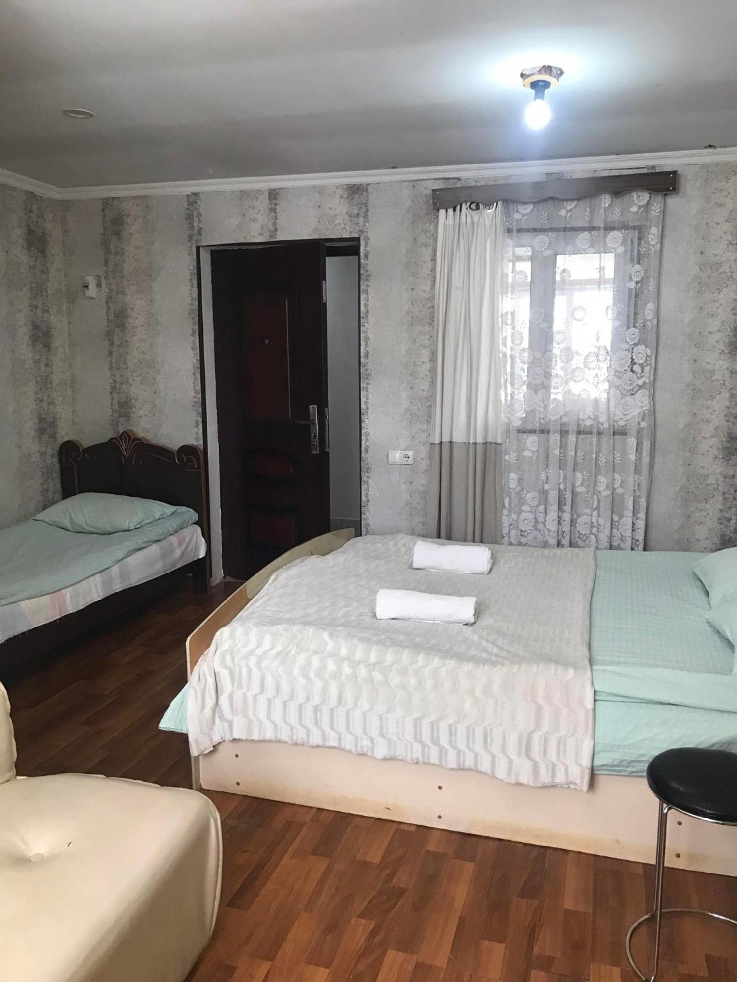 Sweetnight Hotel Местия Екстериор снимка